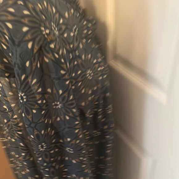 H&M Floral Button-Up Sheer Dress EUC size 12 - Picture 9 of 10